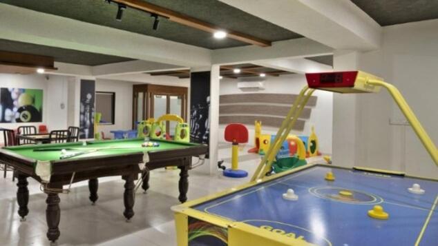 Om Sanctuary Resort By Pinks Hospitality Rupawati Exterior photo